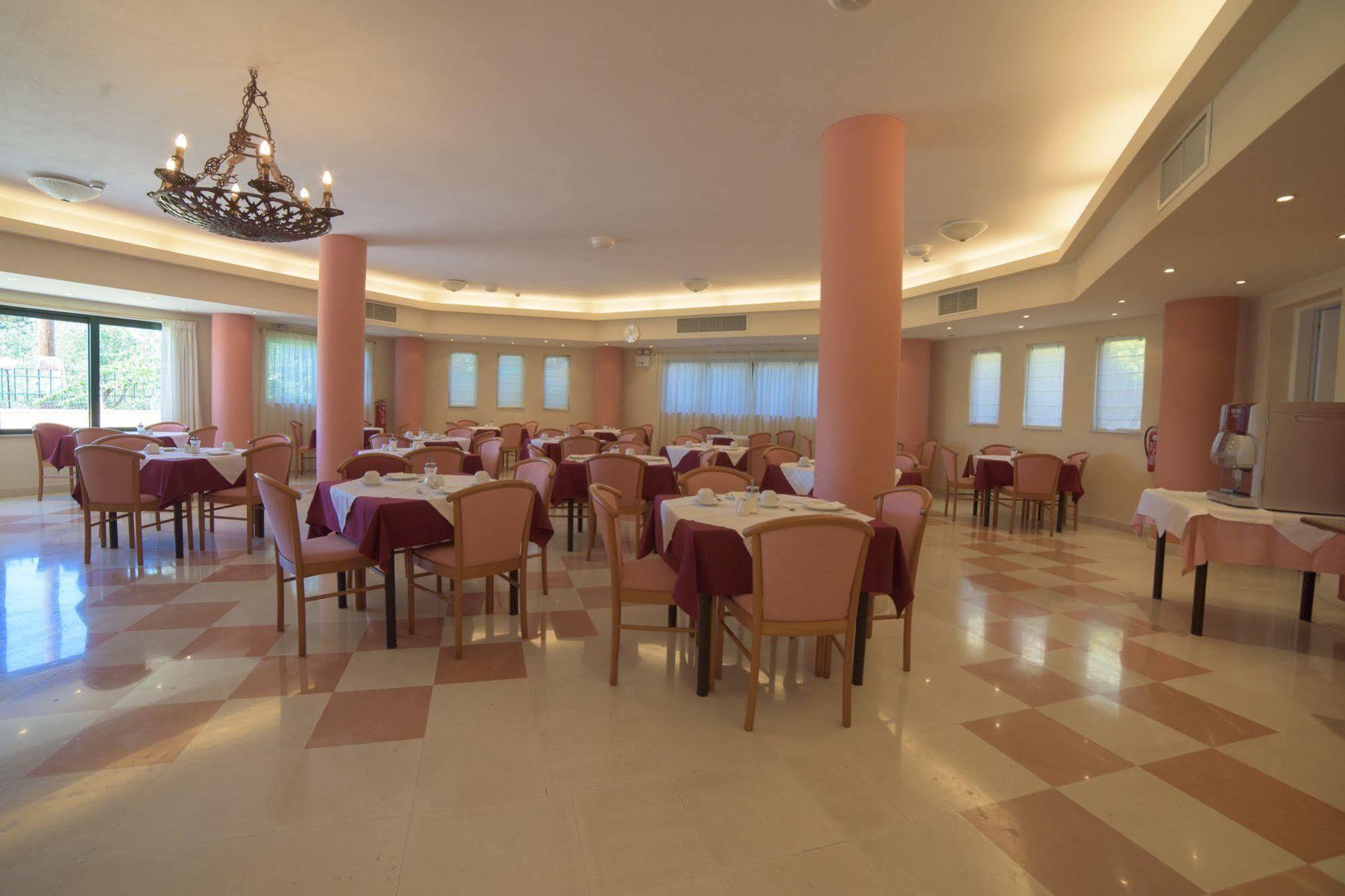 Century Resort Acharavi  Exterior photo